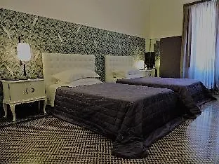 Bed and Breakfast Manzoni 46 - Ospitalita Siciliana Milazzo Frühstückspension