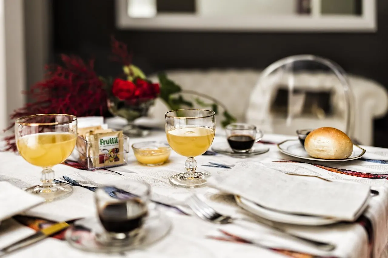 Bed and Breakfast Manzoni 46 - Ospitalita Siciliana Milazzo Frühstückspension